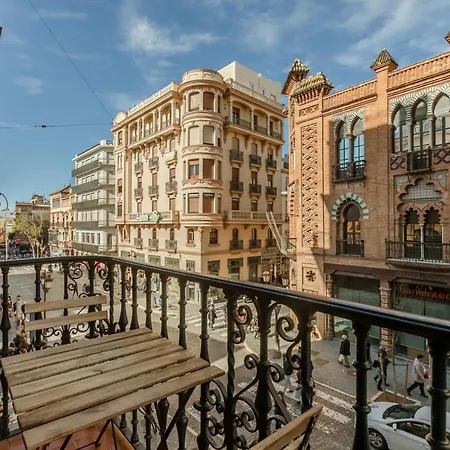 Lejlighed Avanti La Campana, Con Un Balcon Que Te Enamorara Del Ambiente De Sevilla