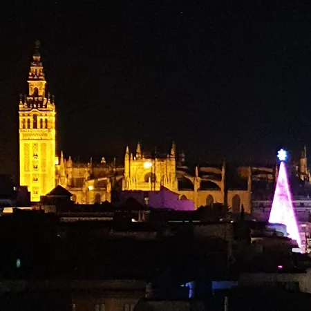 Avanti La Campana, Con Un Balcon Que Te Enamorara Del Ambiente De Lejlighed